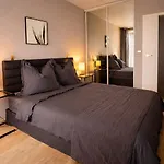 La Belle Self Check-in & Parking Included Apartamento