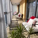 La Belle Self Check-in & Parking Included Apartamento Cracovia