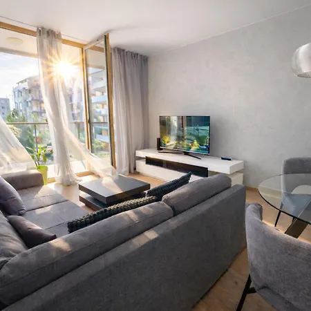 Appartement La Belle Self Check-in & Parking Included