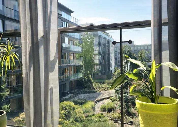 La Belle Self Check-in & Parking Included *