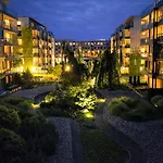 La Belle Self Check-in & Parking Included Apartament